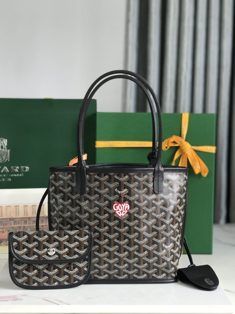 Goyard Shopping Bags